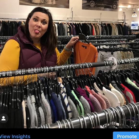 Experienced Posh Ambassador, Ashton - 2nd closet! - Picture 6 of 16